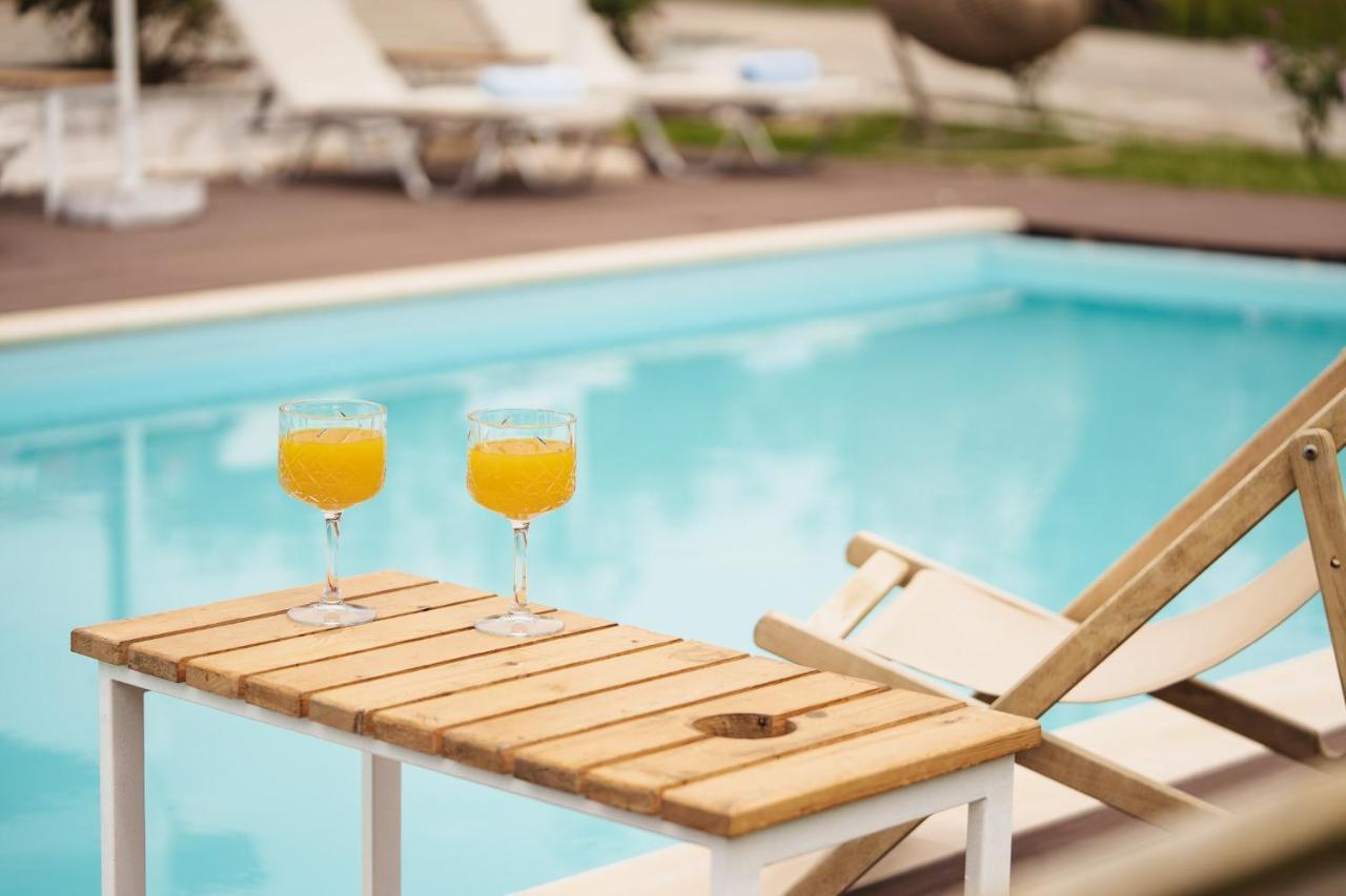 Kalisun Pool House By Georgalas Nea Kallikrateia Zewnętrze zdjęcie